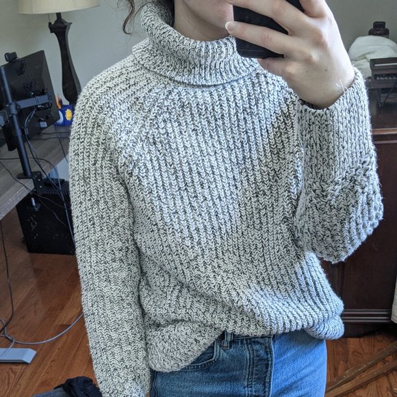 Roots Turtleneck Sweater - Picture 5 of 7